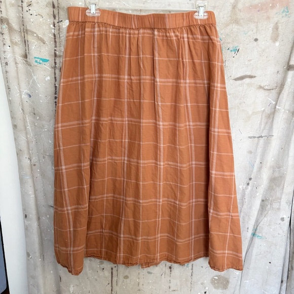 Patagonia Lightweight A/C Skirt, Orange Plaid - Picture 4 of 5